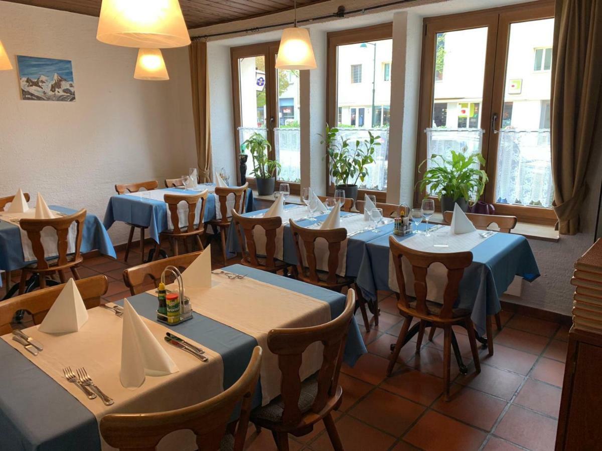 Studios With Kitchenette Birsfelden Buitenkant foto
